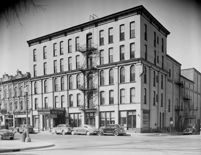 Whitney Theatre - Old Photo From Cinema Treasures (newer photo)